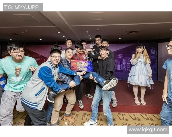 高校联赛分析：BLG在比赛经验上的突出表现与启示